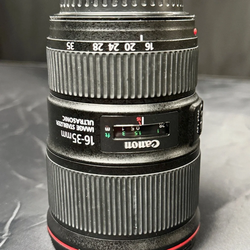 Canon EF 16-35mm f/4 L IS USM Zoom Lens - Great Condition!